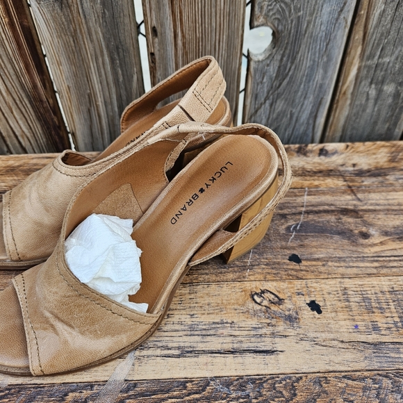 Lucky Brand Tan Peep-Toe Slingback Wedge Heels Size  6 - Picture 10 of 16